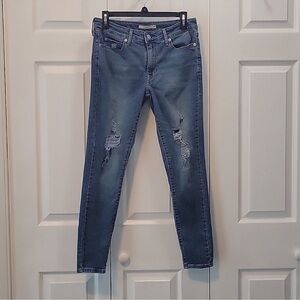 Levi's 711 Skinny Jeans with Distressed Details Size 29. Like New